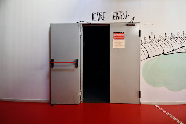 Puerta de acceso a la Sala Principal