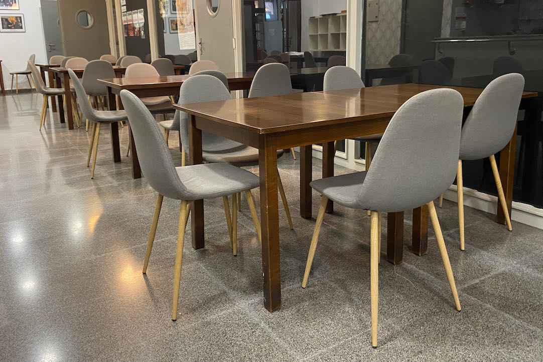 Mobiliario de la cafetería
