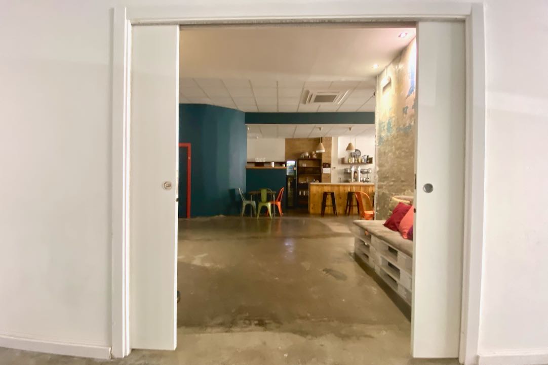 Interior del Off Teatro