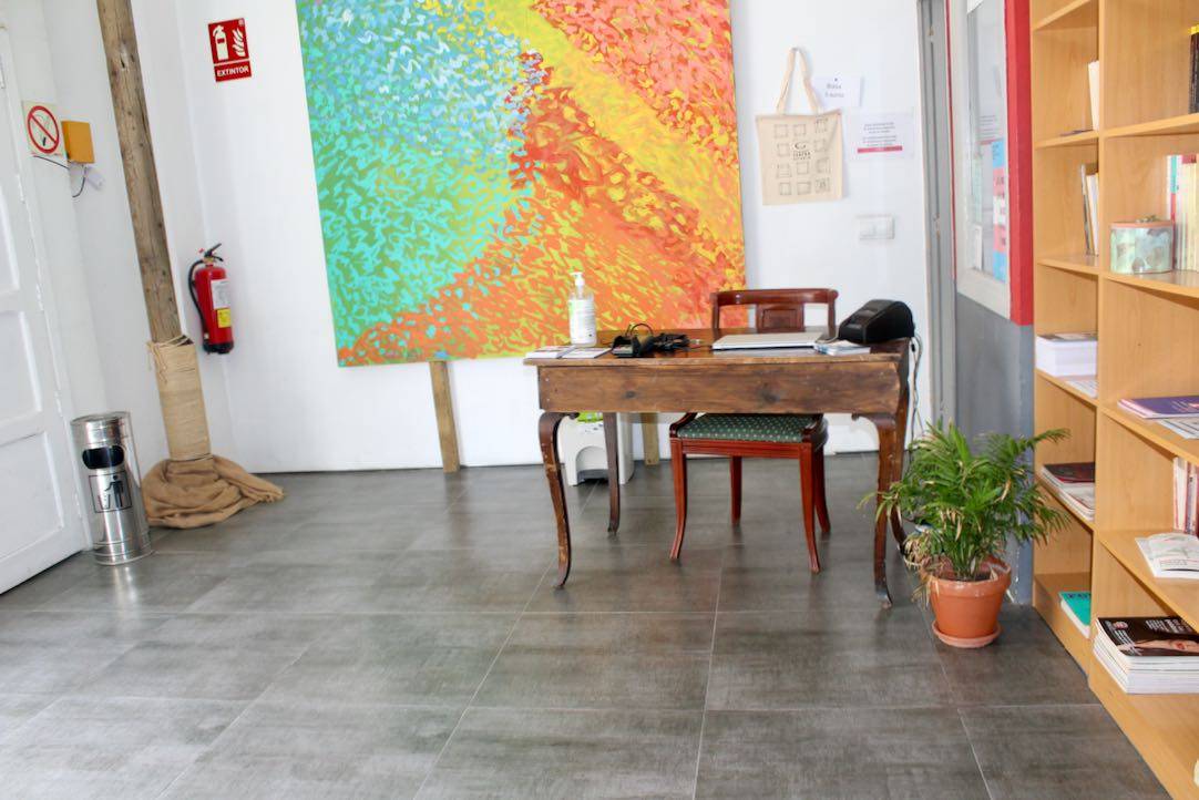 Mesa de recepción y taquilla
