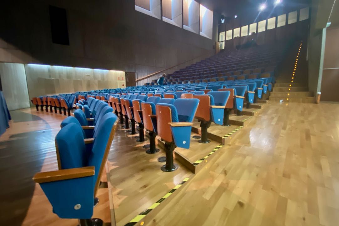 Pasillo izquierdo Sala Principal