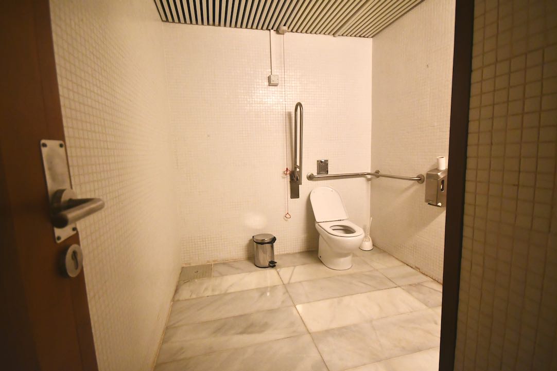 Interior del aseo PMR