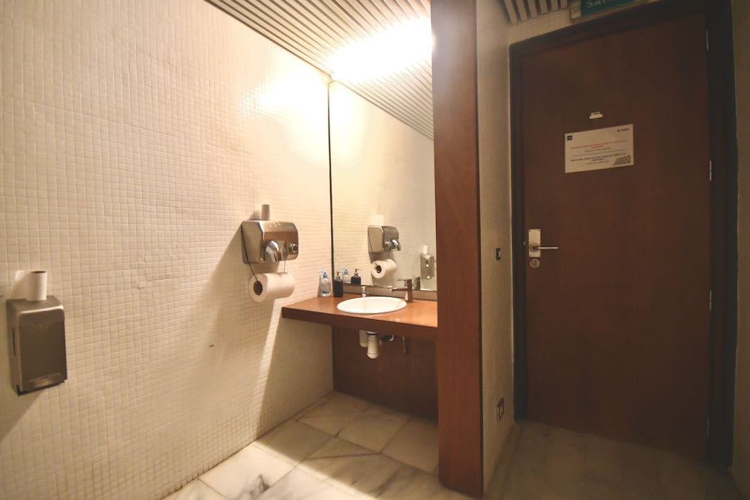 Interior del aseo PMR