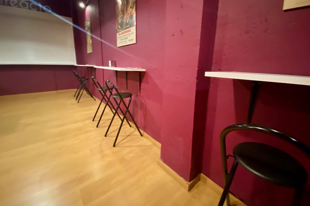 Mobiliario de la cafetería