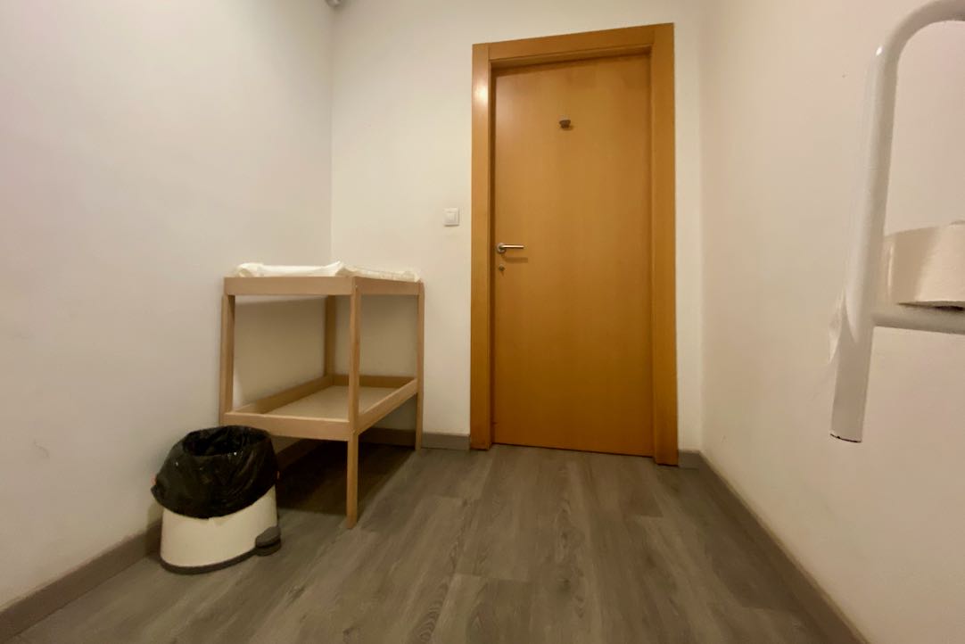 Interior del aseo PMR