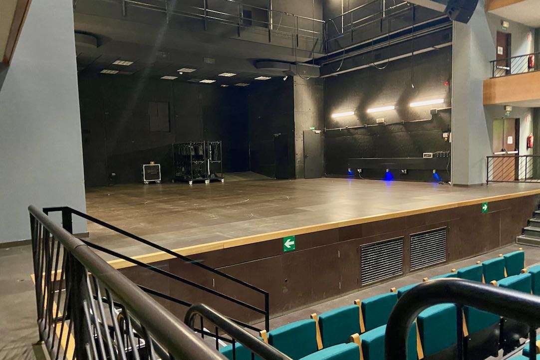 Visión del escenario. Localidades para PMR en silla de ruedas. Zona Izquierda