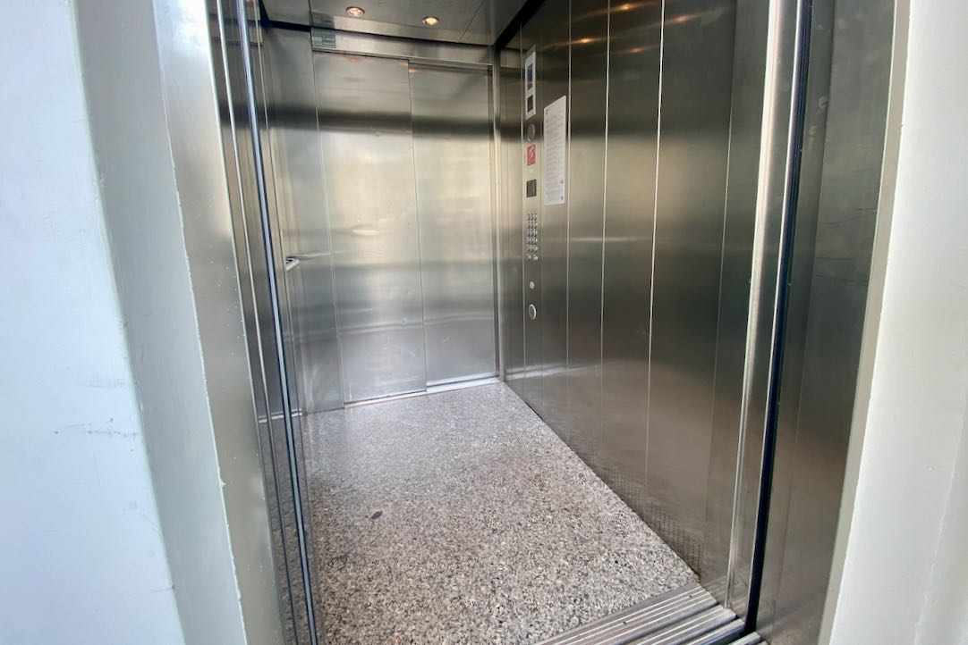 Cabina del ascensor