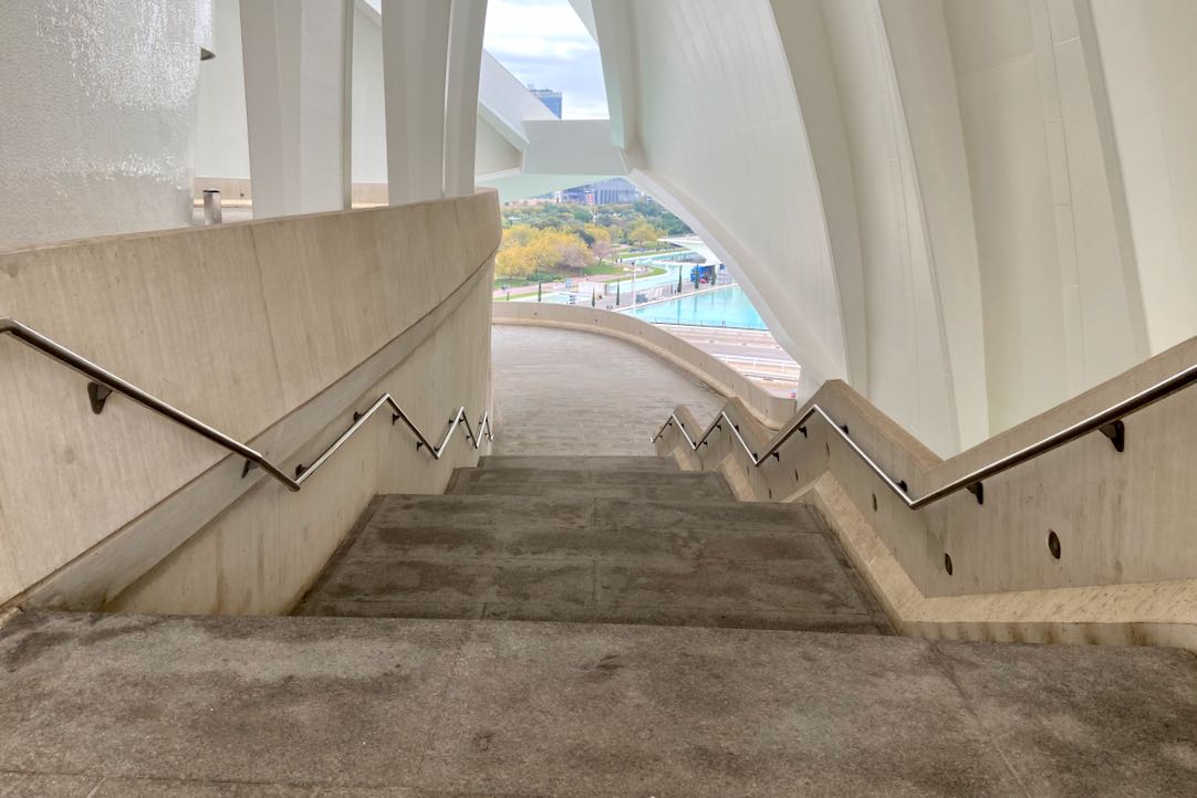Escaleras exteriores de Les Arts
