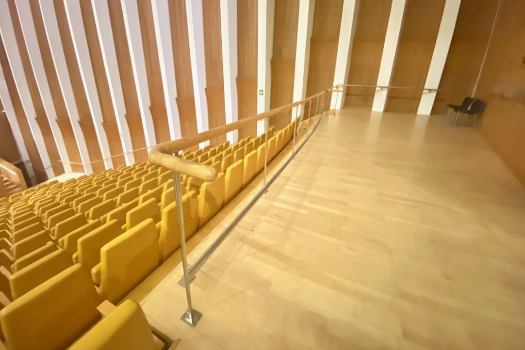 Espacios pares para PMR en silla de ruedas 