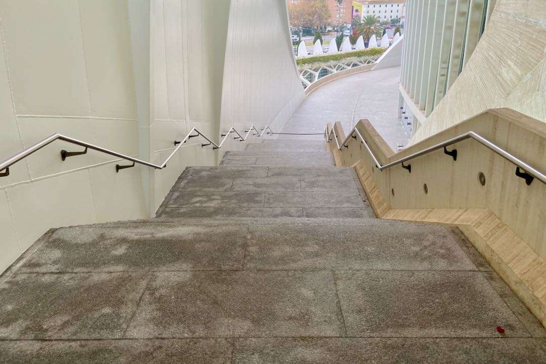 Escaleras exteriores de Les Arts