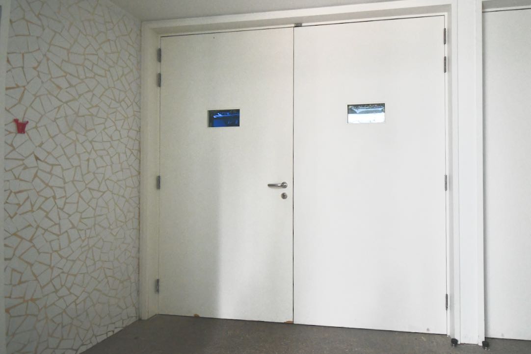 Sistema de doble puerta. Puerta interior