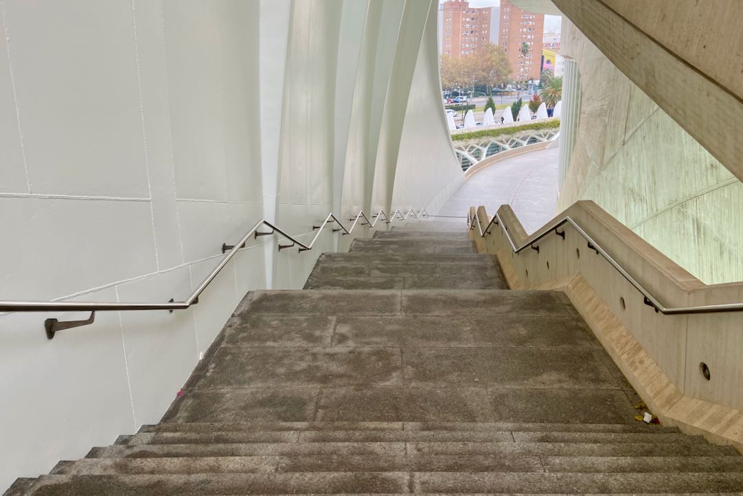Escaleras exteriores de Les Arts