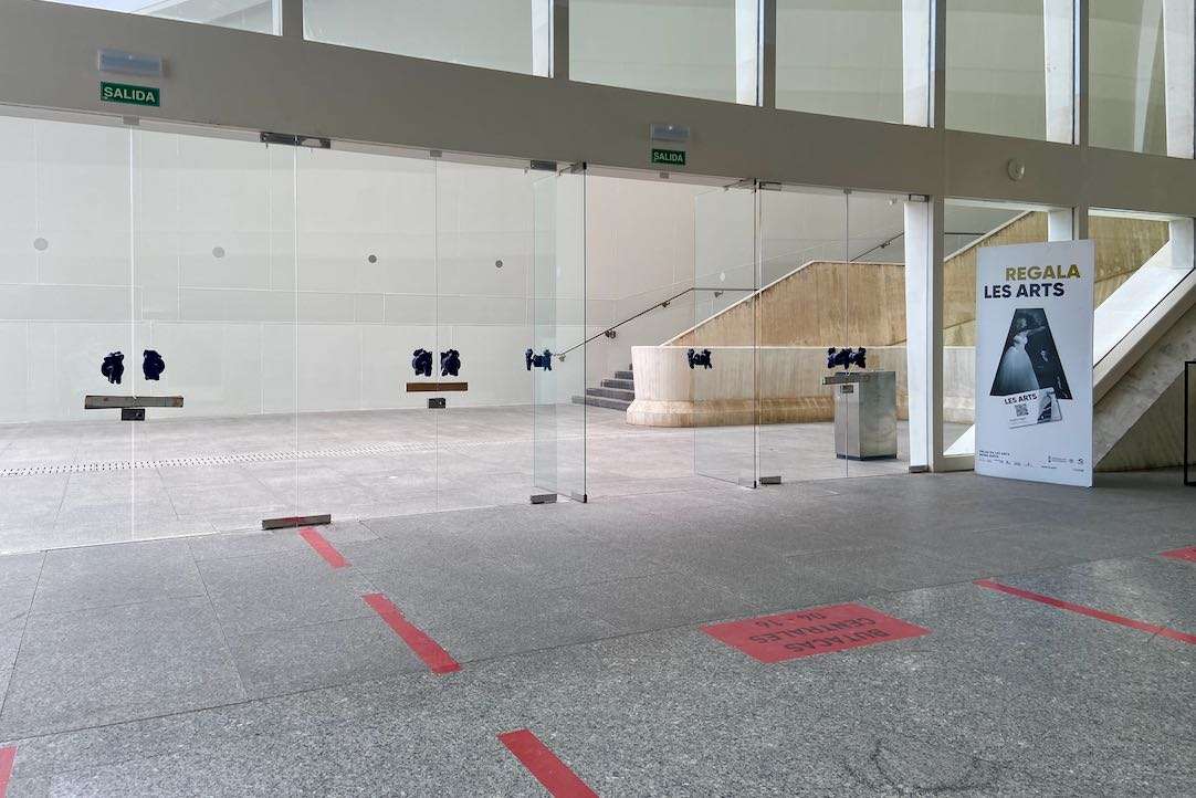 Puertas de acceso al Vestíbulo Principal (Platea Baja)