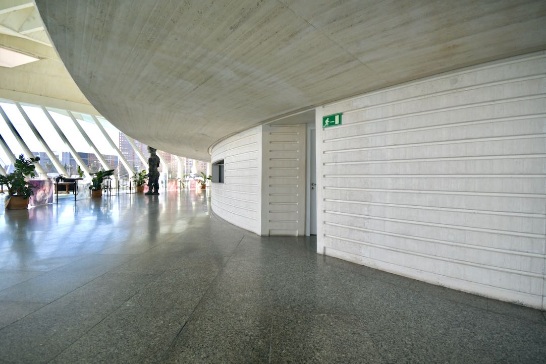 Acceso a aseos de hombres desde el Vestíbulo Principal (Platea Baja)