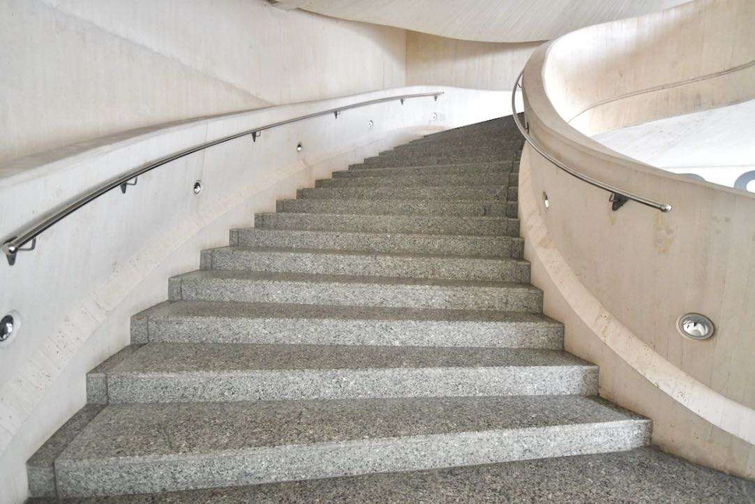 Escaleras interiores 