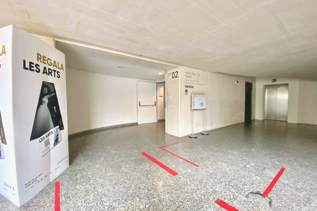 Acceso a Platea Baja desde el Vestíbulo Principal