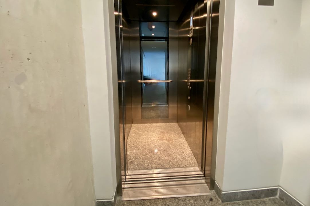 Cabina de los ascensores