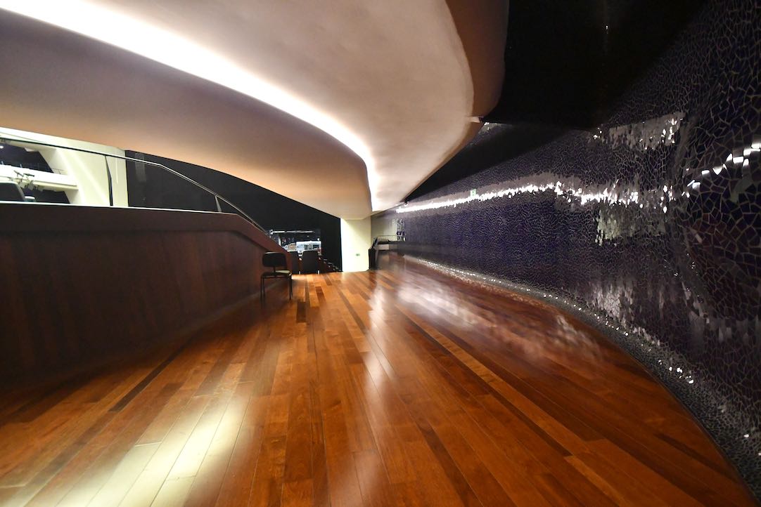 Pasillo trasero de la Platea Alta (puertas centrales)