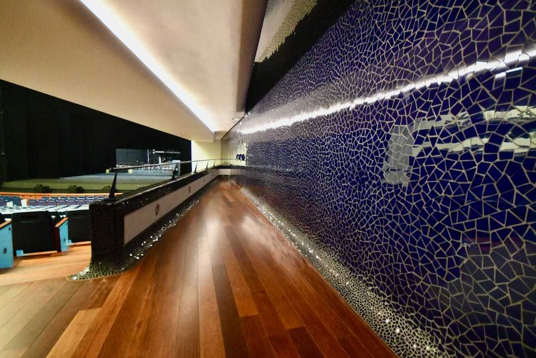 Acceso a Platea Alta desde Pasillo Exterior (puertas laterales)