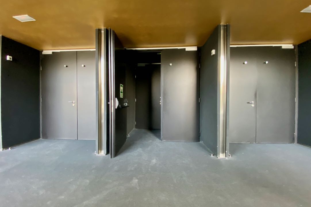 Planta 2. Puertas dobles de acceso a localidades PMR