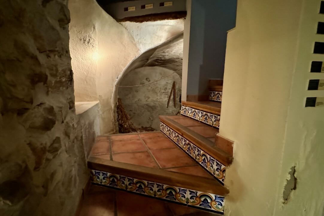 Escalera de Museos