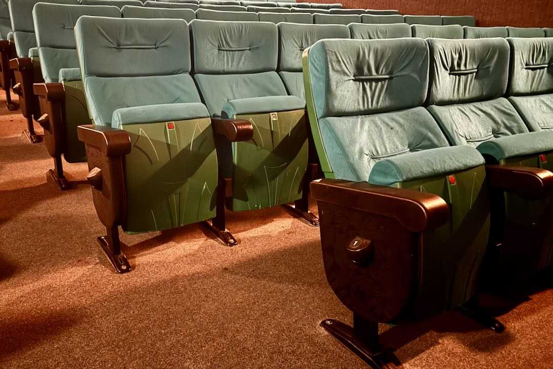 Espacio para las PMR en silla de ruedas (Filas 1 Impar)