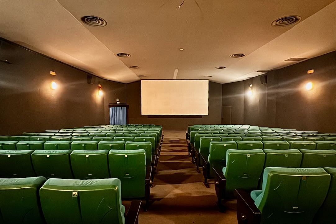 Sala 4. Pasillo Central