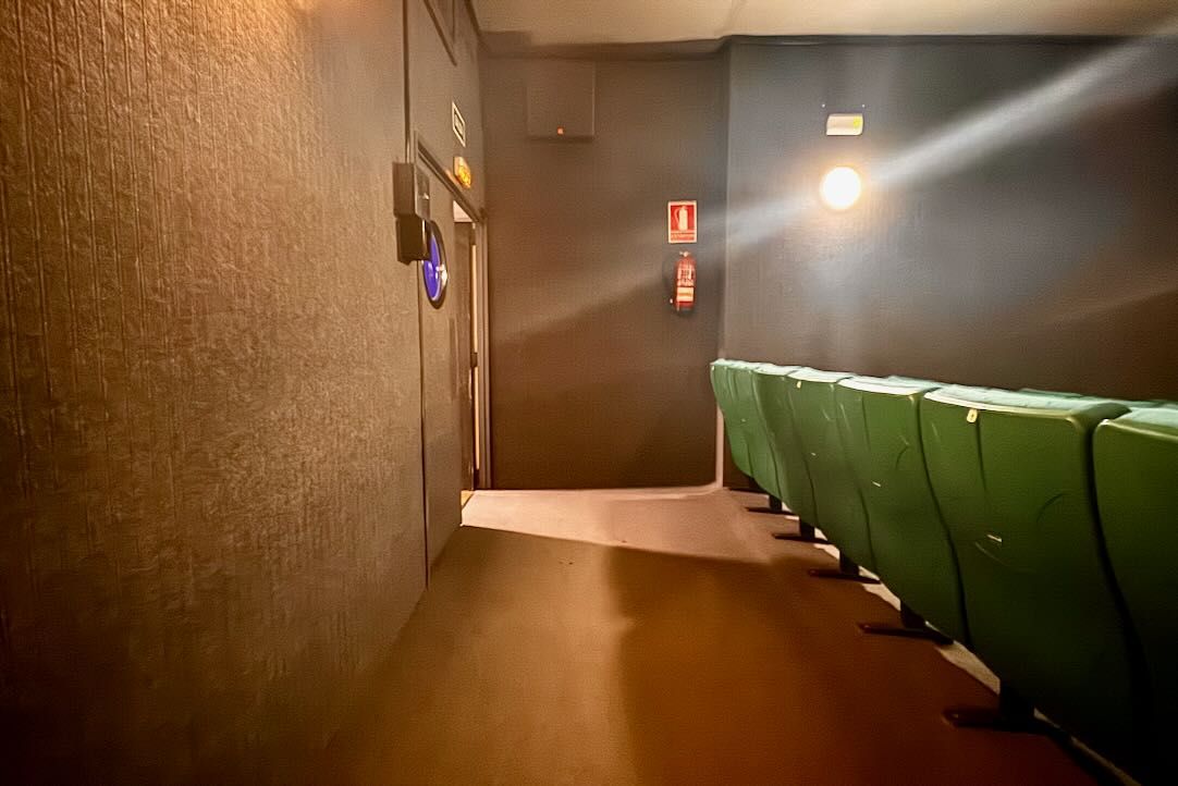 Sala 4. Pasillo de acceso