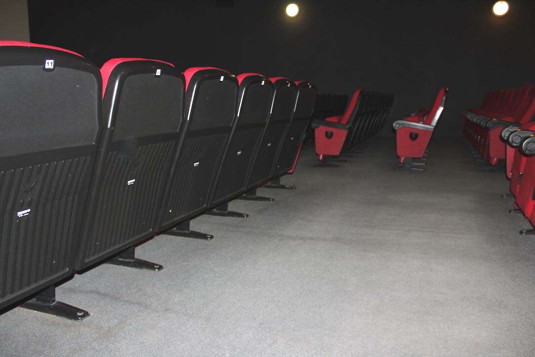 Espacios para las PMR en silla de ruedas (Filas 5-6)