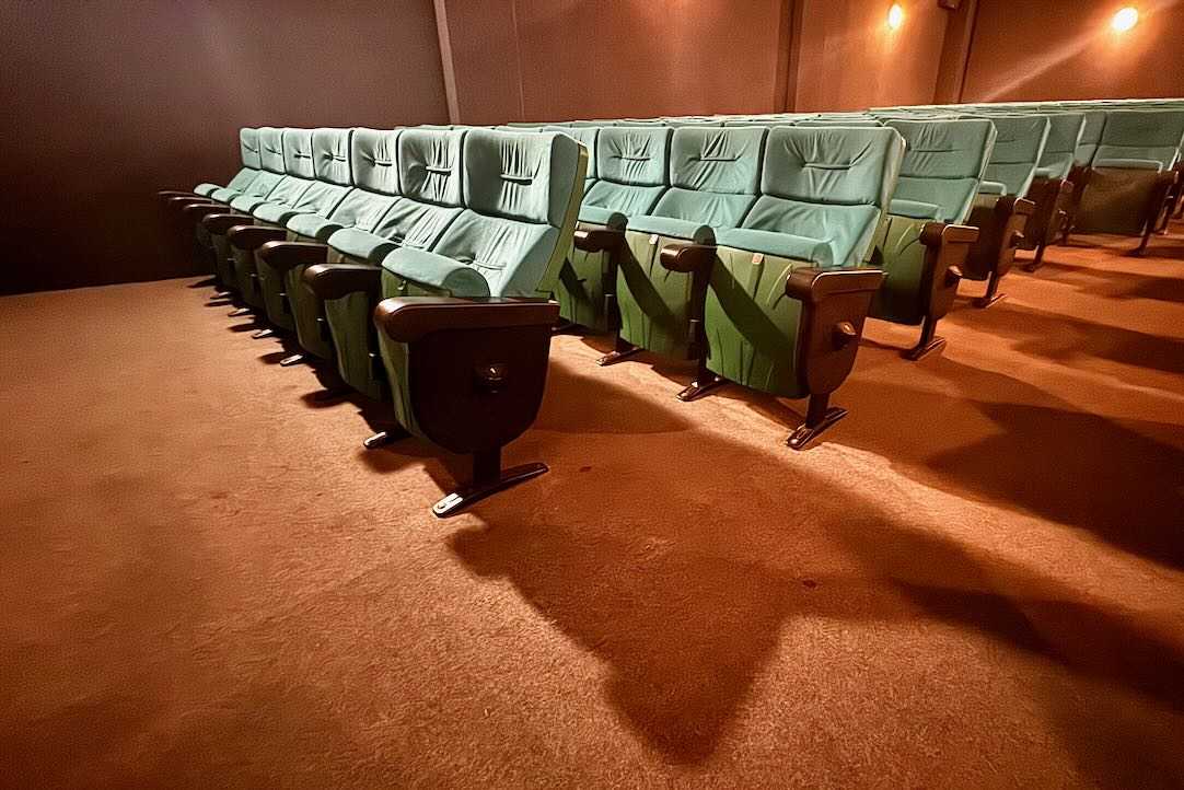 Espacio para las PMR en silla de ruedas (Filas 1 Par)