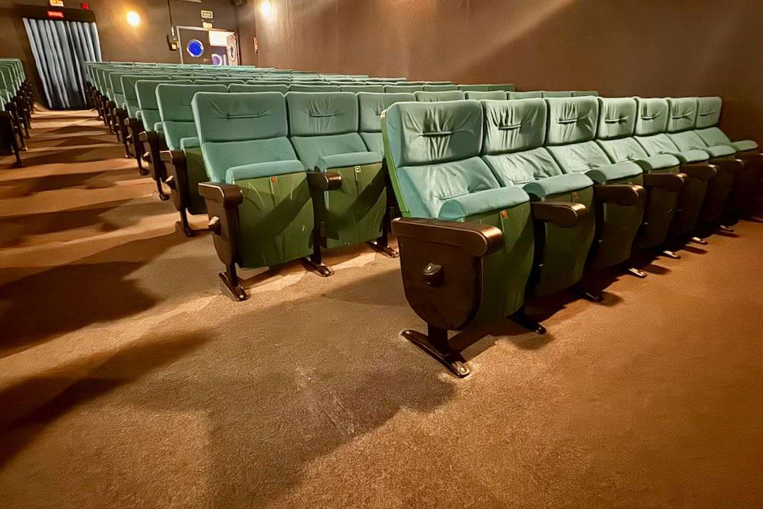 Espacio para las PMR en silla de ruedas (Filas 1 Impar)
