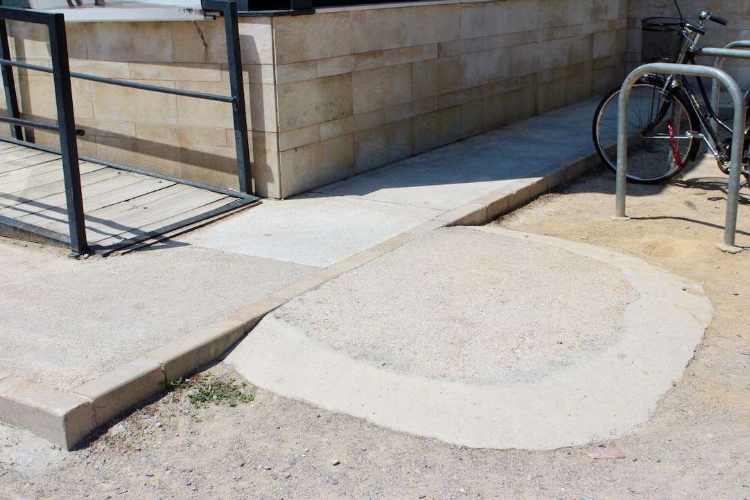 Rampa del Acceso Principal