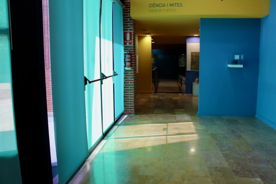 Puerta de acceso al Patio Exterior