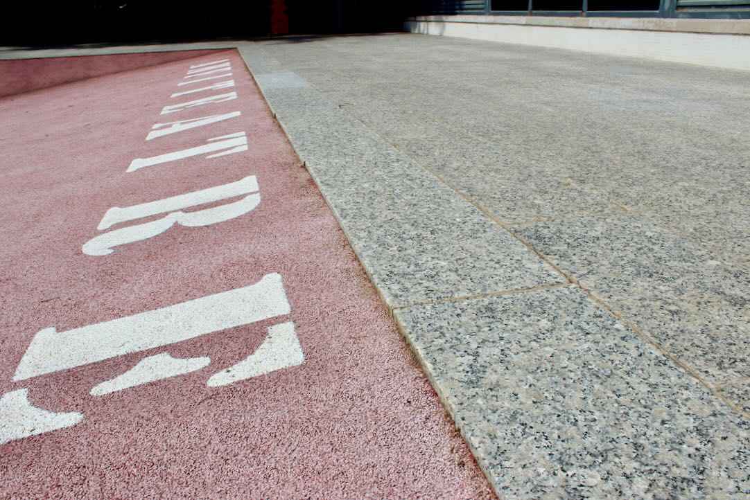 Rampa de acceso al interior del Patio