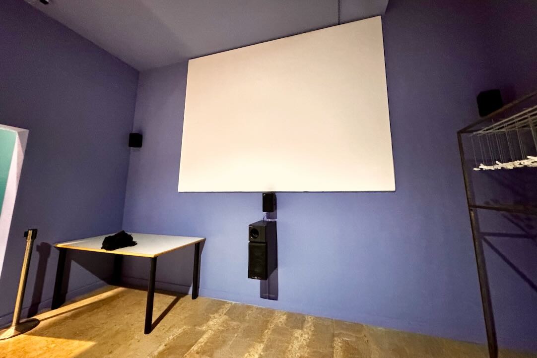 Vista de pantalla desde los espacios para PMR en silla de ruedas