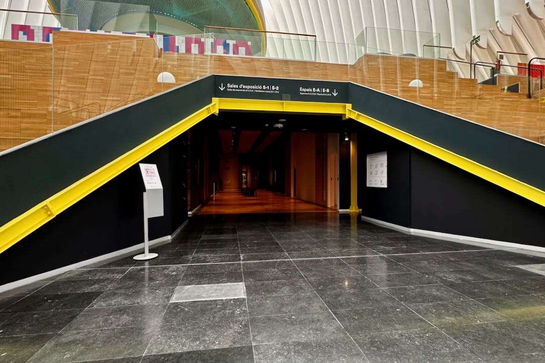 Acceso a las Salas de Exposiciones desde el Vestíbulo Principal