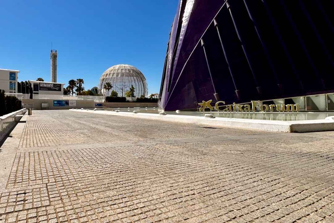 Entrono Urbano próximo. Acceso por Puente Azud del Oro