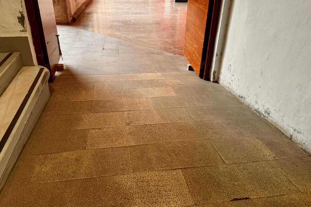 Rampa de acceso al Claustro Renacentista