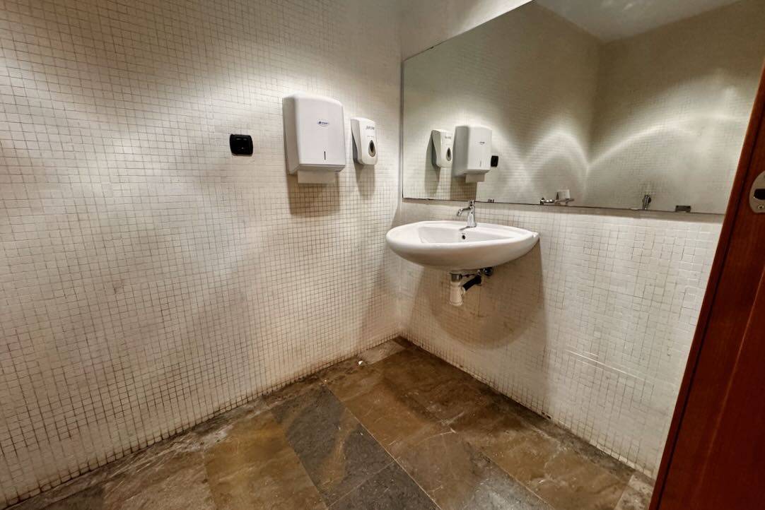 Aseo accesible planta -1. Lavabo