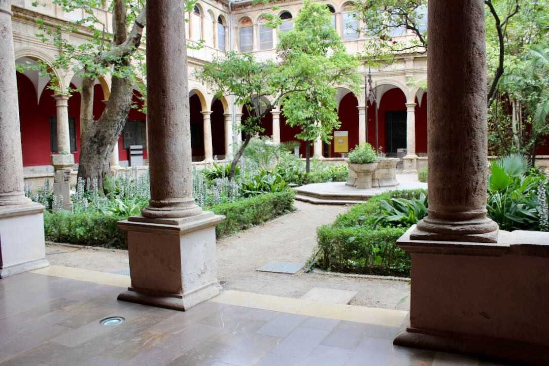 Claustro Renacentista. Patio Interior