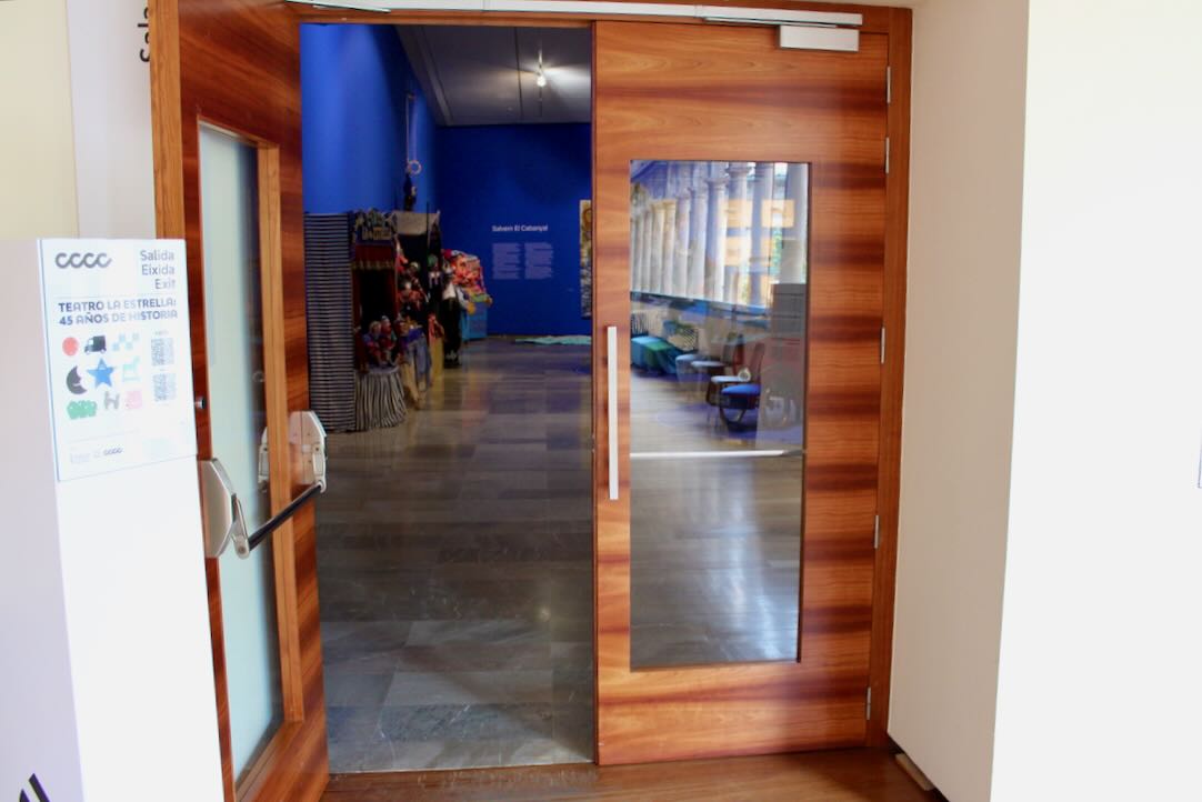 Sala 1. Puerta de acceso