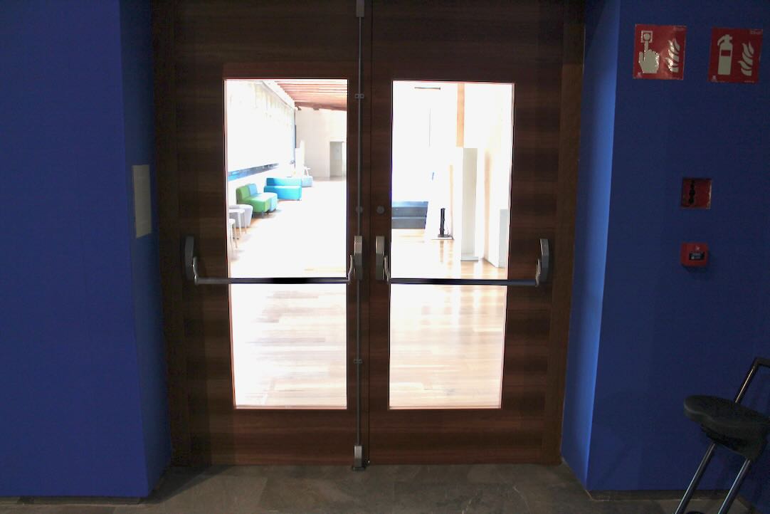 Sala 1. Puerta de acceso (vista desde el interior)