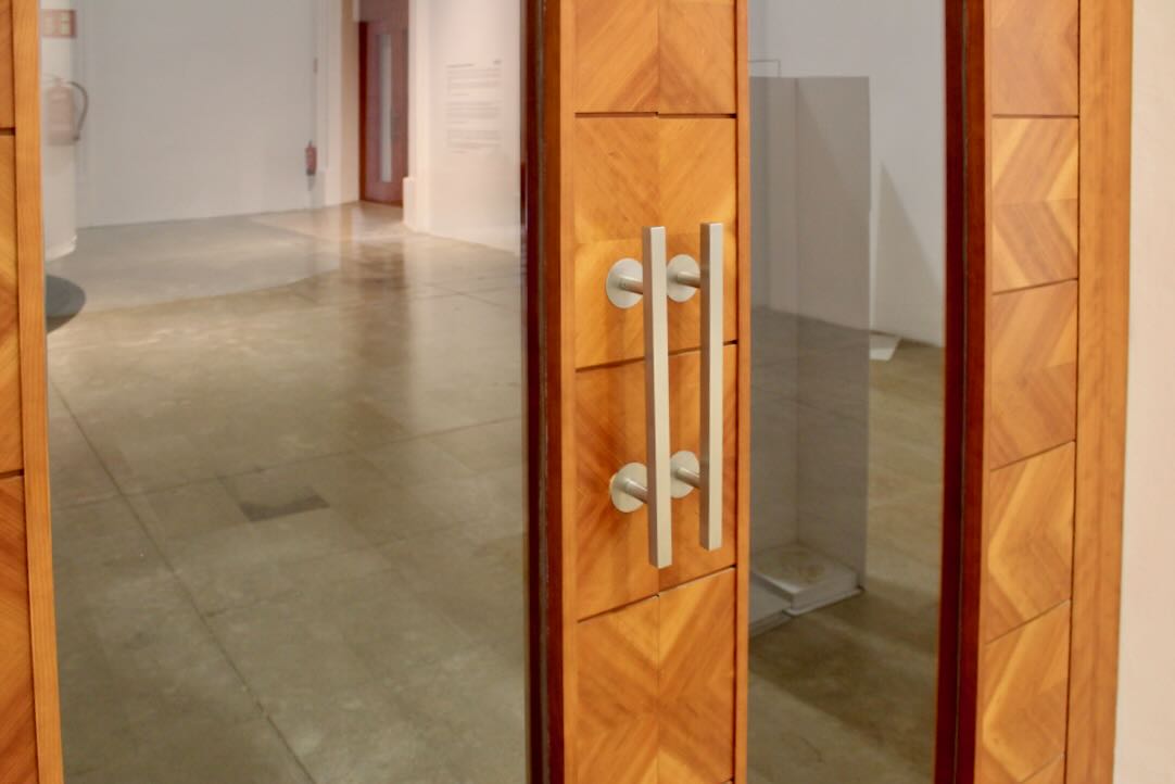 Sala Ferreres - Goerlich. Puerta de acceso
