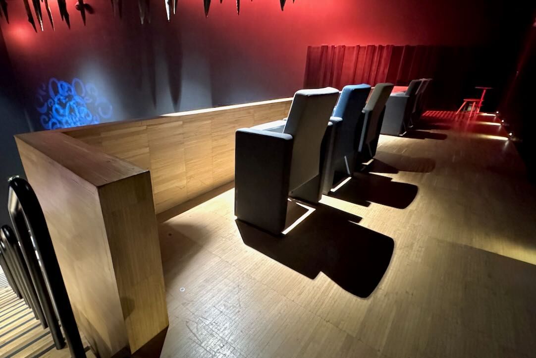 Zona de localidades para las PMR en silla de ruedas. Zona Par