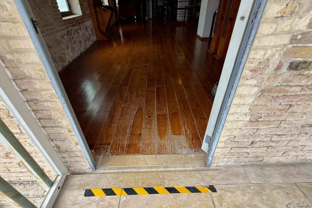 Acceso a tercer piso