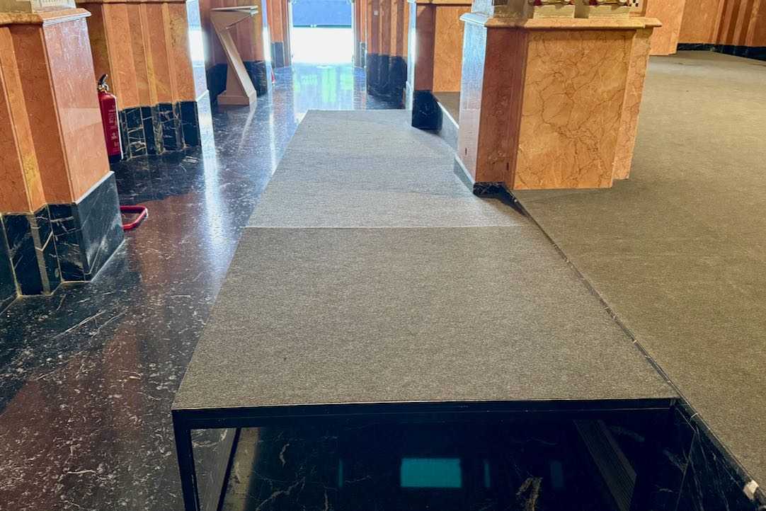 Rampa de acceso al escenario