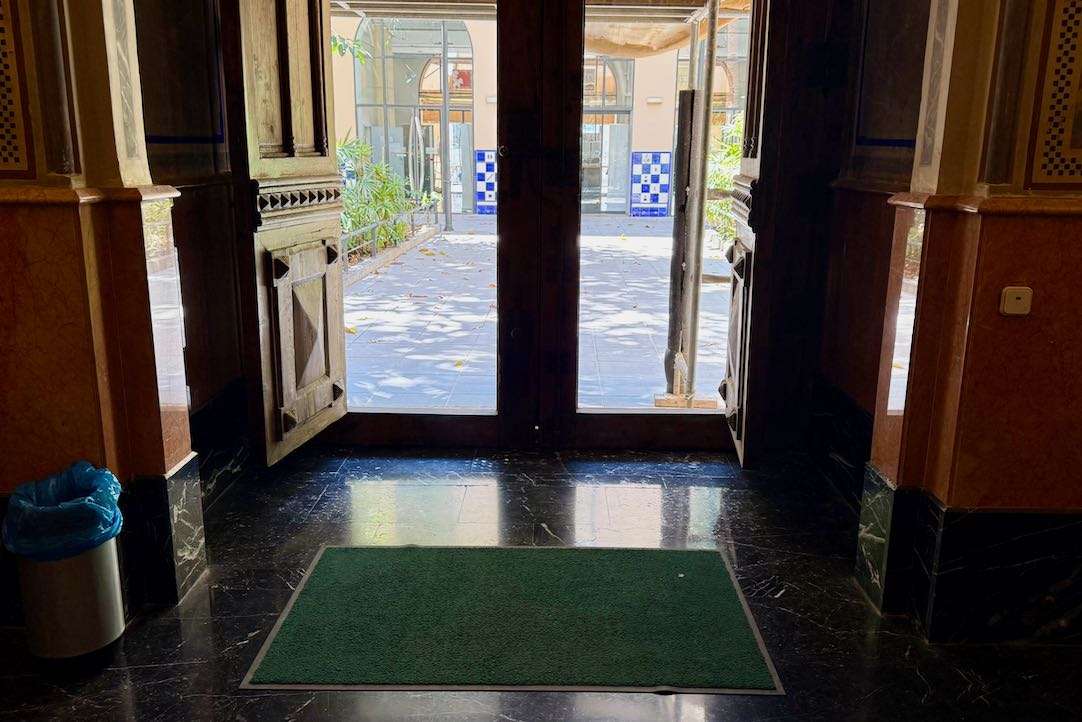 Puerta no accesible