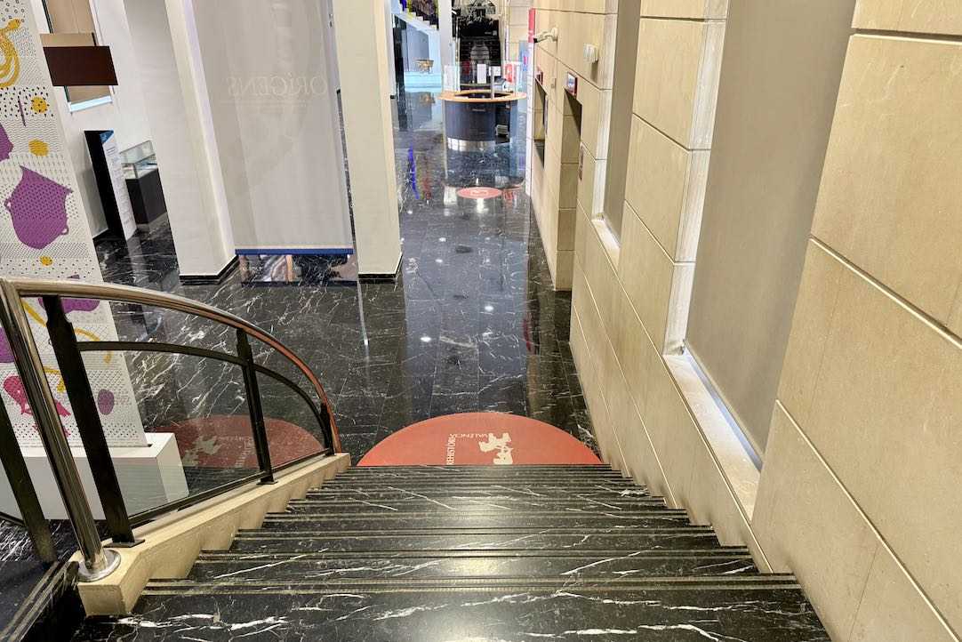 Escalera Vestíbulo