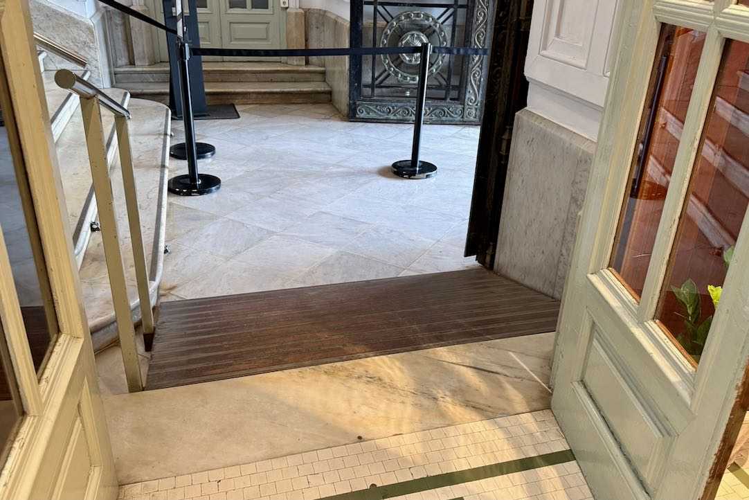 Acceso desde planta baja