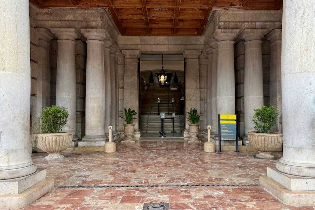 Puerta principal